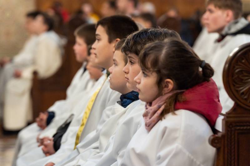 2024_03_28_olajszentelesi szentmise_43.jpg